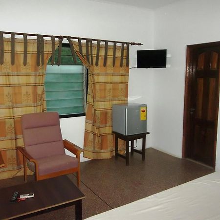 Eden Lodge Cape Coast Exterior photo